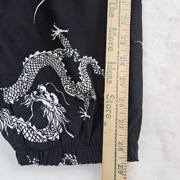 Like an Angel Dragon Cargo Joggers Black Lotus Flower size Extra Large Y2K Pants - Picture 7 of 7